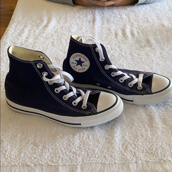 converse high tops size 5.5